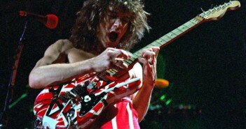 Eddie Van Halen tapping